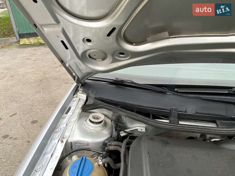 Ліфтбек Skoda Octavia 2008 в Корсунь-Шевченківському фото 35 Ліфтбек Skoda Octavia 2008 в Корсунь-Шевченківському