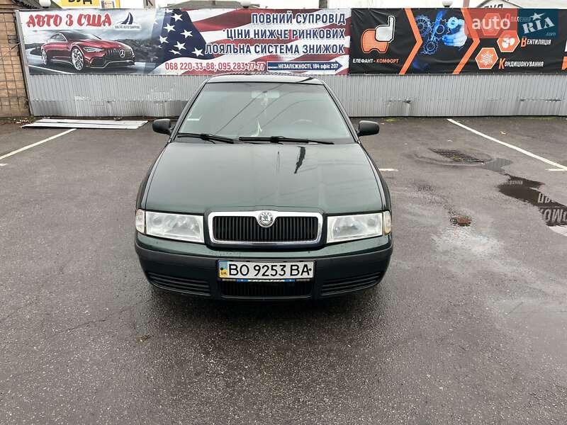 Лифтбек Skoda Octavia 2001 в Житомире