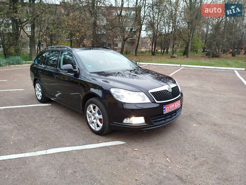 Універсал Skoda Octavia 2010 в Конотопі