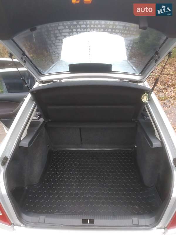 Лифтбек Skoda Octavia 2003 в Корце фото 9 Лифтбек Skoda Octavia 2003 в Корце