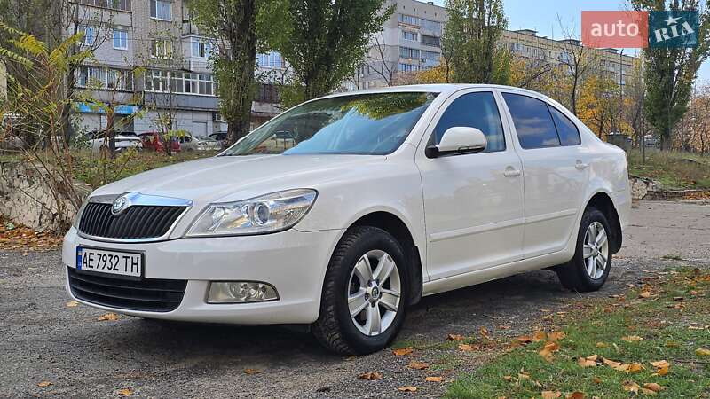 Лифтбек Skoda Octavia 2012 в Днепре фото 3 Лифтбек Skoda Octavia 2012 в Днепре