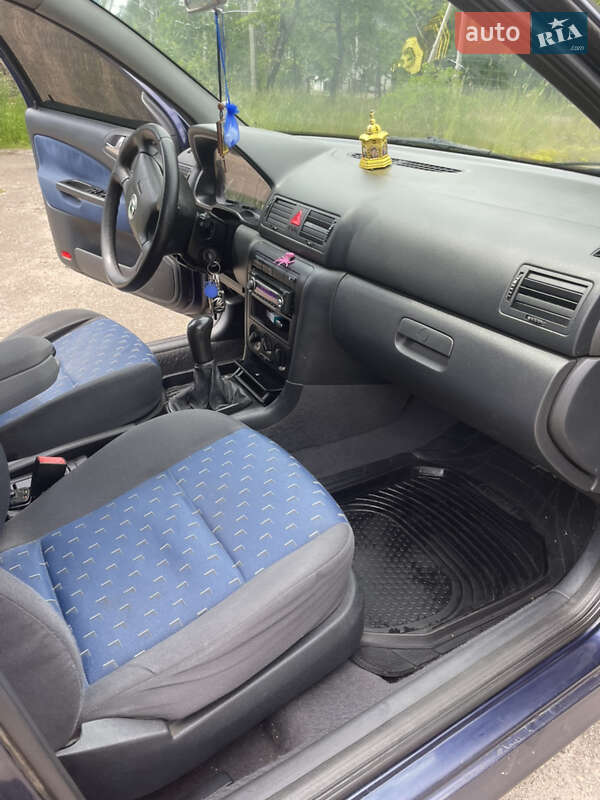 Ліфтбек Skoda Octavia 2002 в Новояворівську