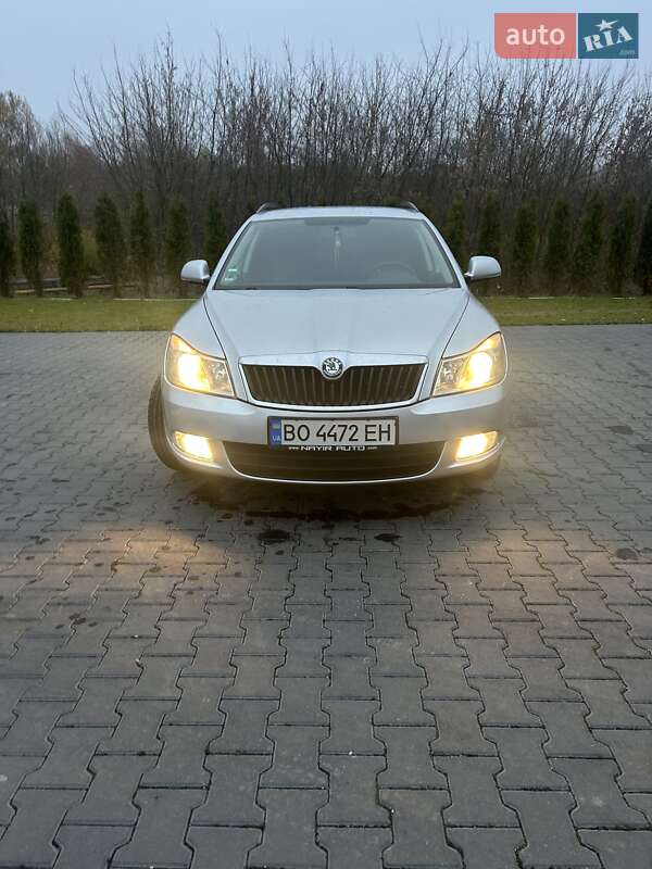 Skoda Octavia 2011 Skoda Octavia 2011