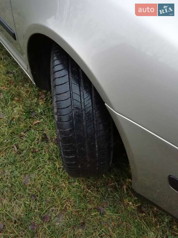 Универсал Skoda Octavia 2005 в Ровно