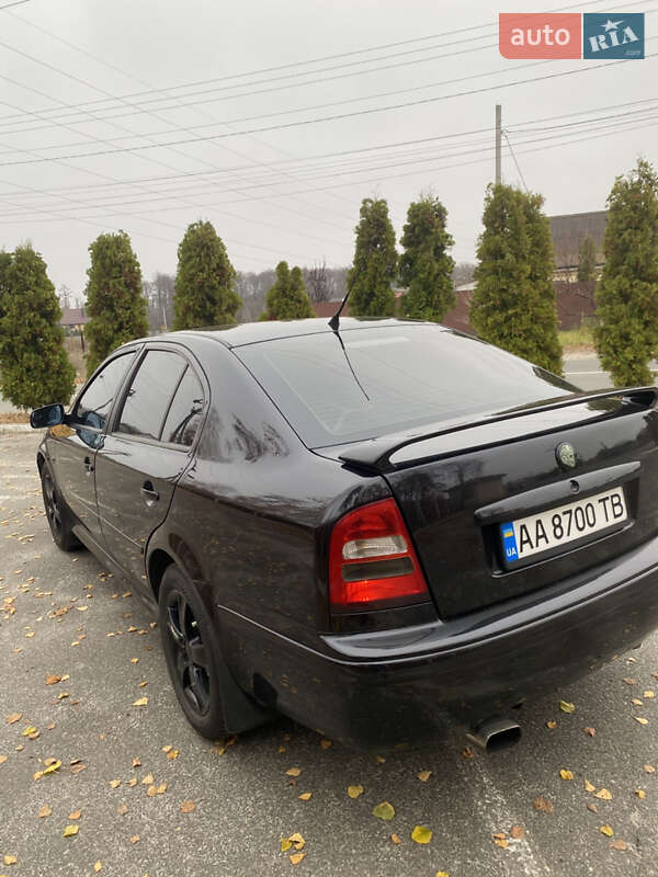 Лифтбек Skoda Octavia 2006 в Броварах