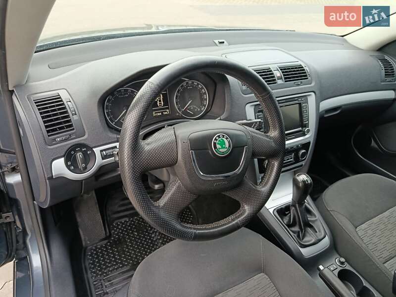 Универсал Skoda Octavia 2009 в Львове фото 7 Универсал Skoda Octavia 2009 в Львове