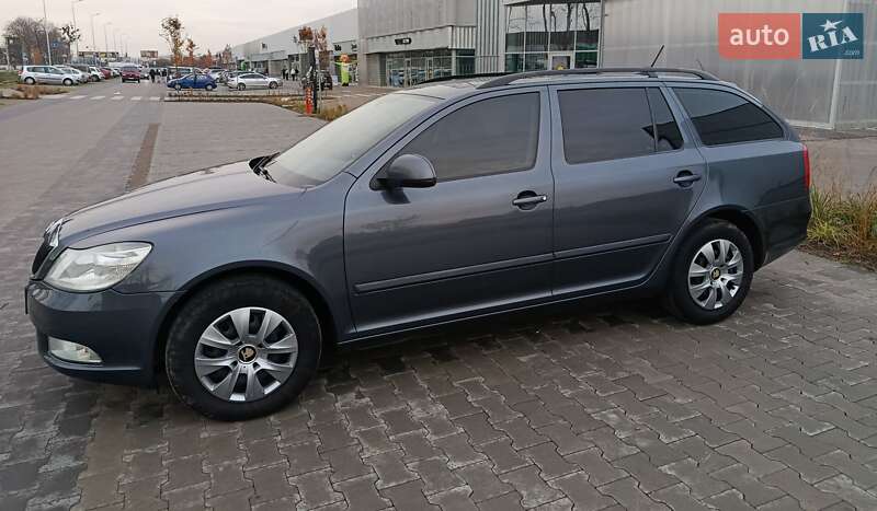 Универсал Skoda Octavia 2009 в Львове фото 4 Универсал Skoda Octavia 2009 в Львове