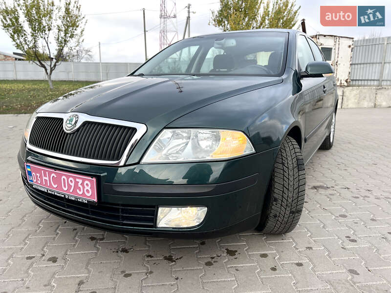 Ліфтбек Skoda Octavia 2006 в Лубнах