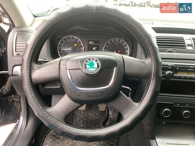 Универсал Skoda Octavia 2010 в Виннице