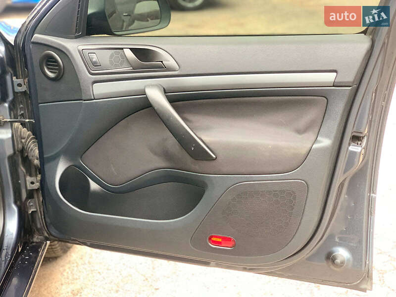 Универсал Skoda Octavia 2010 в Виннице