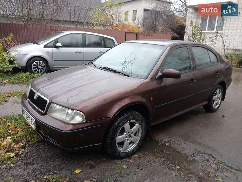 Лифтбек Skoda Octavia 1998 в Шепетовке