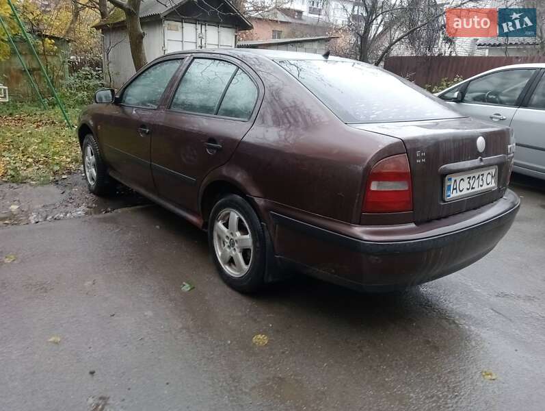 Лифтбек Skoda Octavia 1998 в Шепетовке