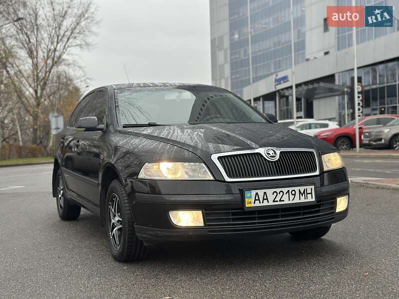 Лифтбек Skoda Octavia 2008 в Киеве