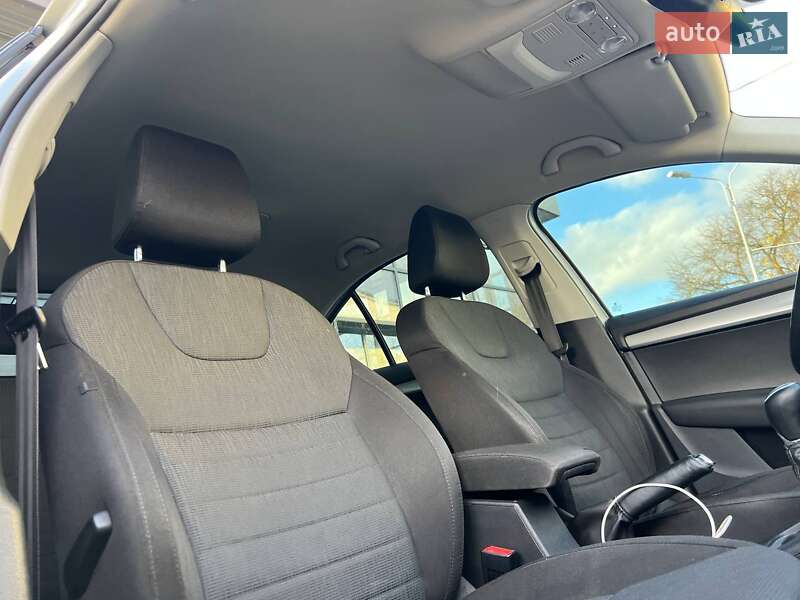 Лифтбек Skoda Octavia 2014 в Ивано-Франковске фото 25 Лифтбек Skoda Octavia 2014 в Ивано-Франковске