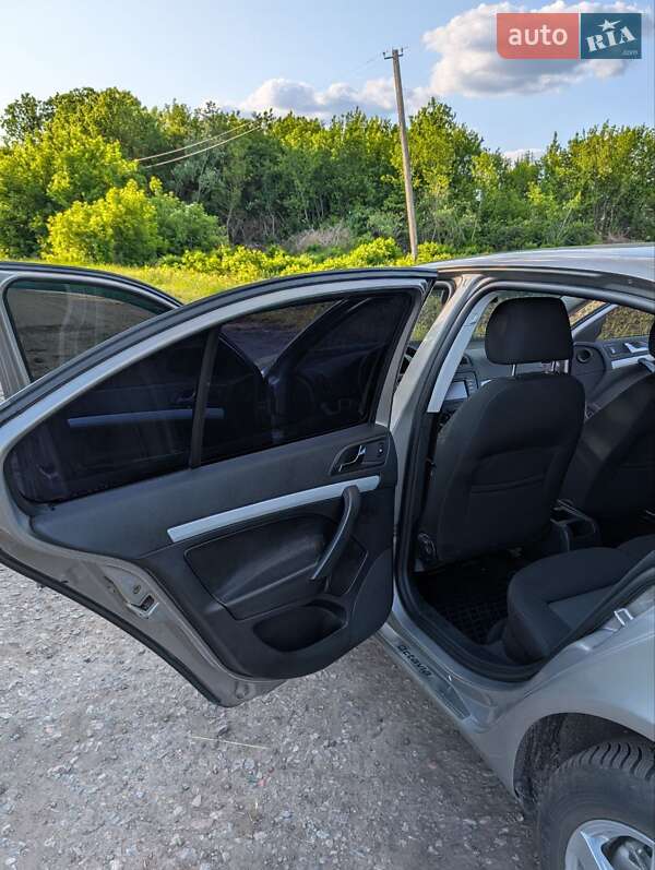 Ліфтбек Skoda Octavia 2008 в Києві