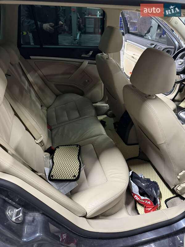 Універсал Skoda Octavia 2011 в Києві