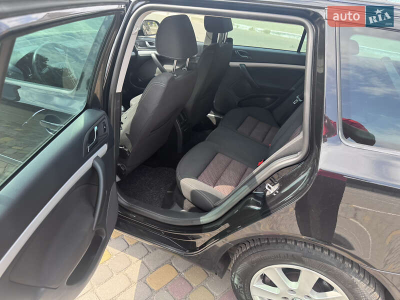 Універсал Skoda Octavia 2011 в Луцьку