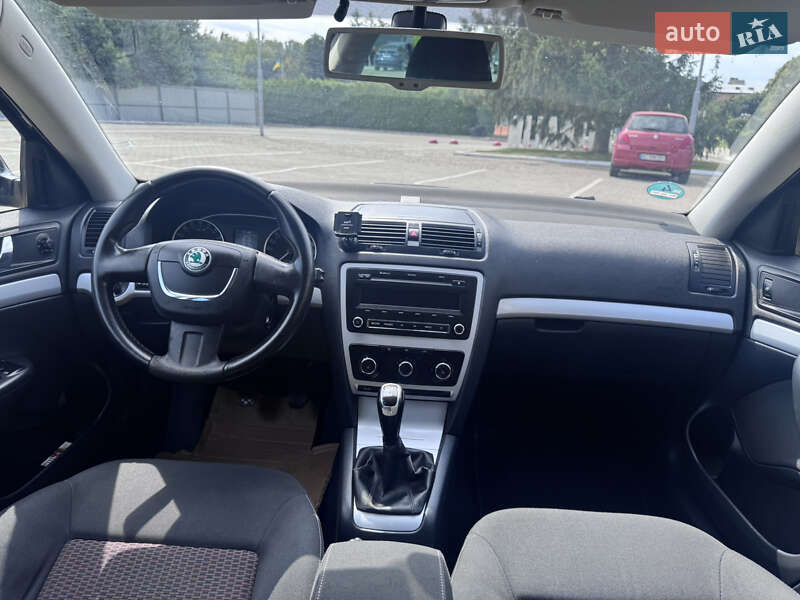 Універсал Skoda Octavia 2011 в Луцьку