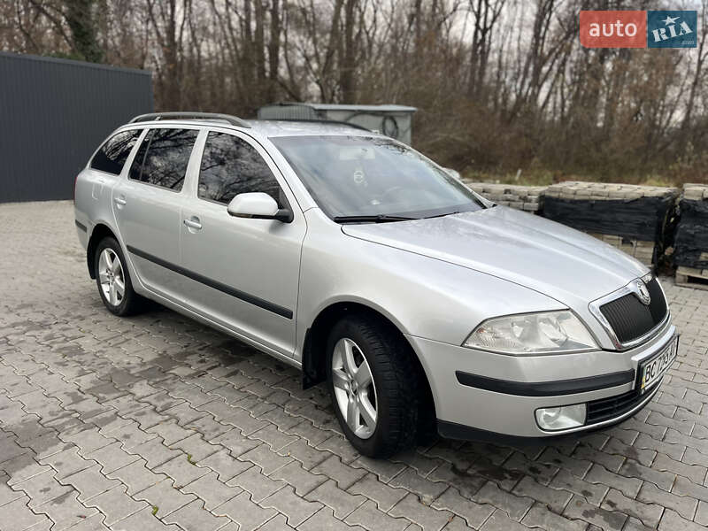 Универсал Skoda Octavia 2008 в Дрогобыче