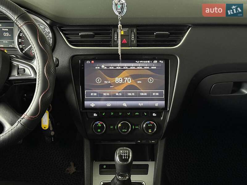 Лифтбек Skoda Octavia 2013 в Одессе