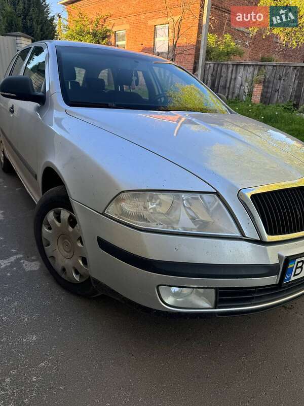 Универсал Skoda Octavia 2012 в Ичне