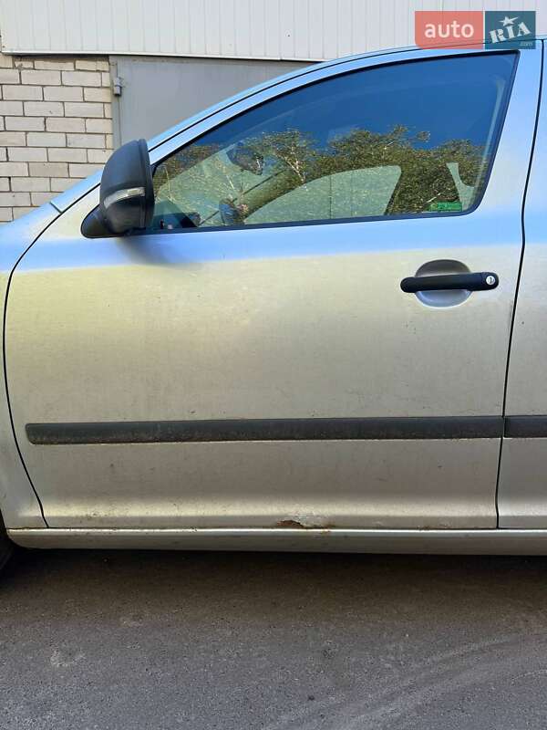 Универсал Skoda Octavia 2012 в Ичне