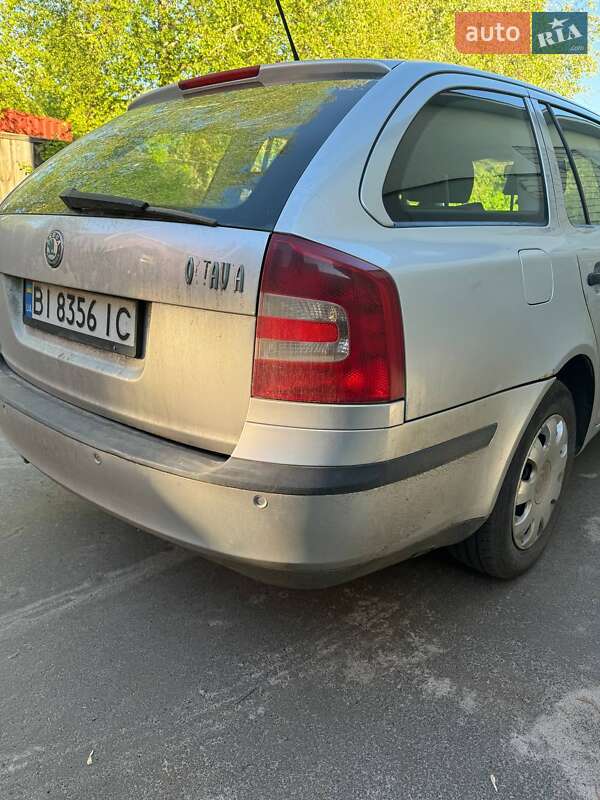 Универсал Skoda Octavia 2012 в Ичне