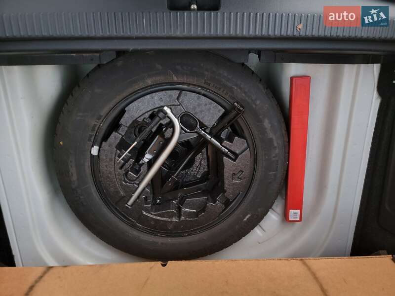 Универсал Skoda Octavia 2019 в Сарнах фото 34 Универсал Skoda Octavia 2019 в Сарнах