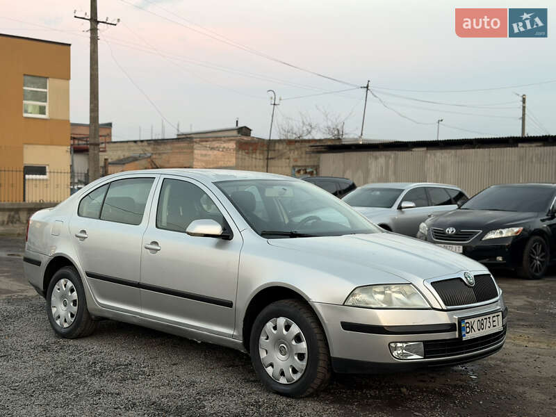 Лифтбек Skoda Octavia 2005 в Ровно фото 11 Лифтбек Skoda Octavia 2005 в Ровно