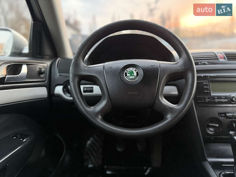 Лифтбек Skoda Octavia 2005 в Ровно фото 47 Лифтбек Skoda Octavia 2005 в Ровно