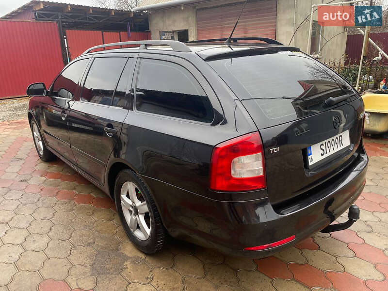 Универсал Skoda Octavia 2010 в Любашевке