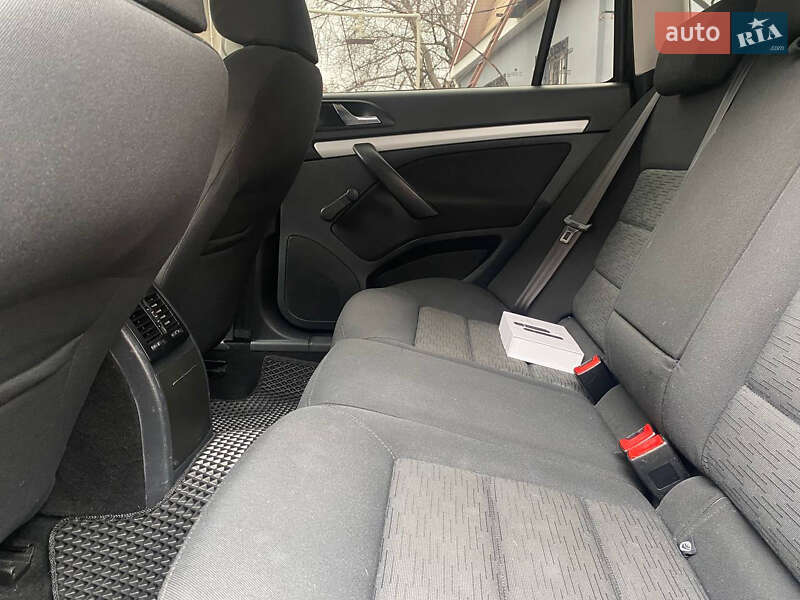 Универсал Skoda Octavia 2010 в Любашевке