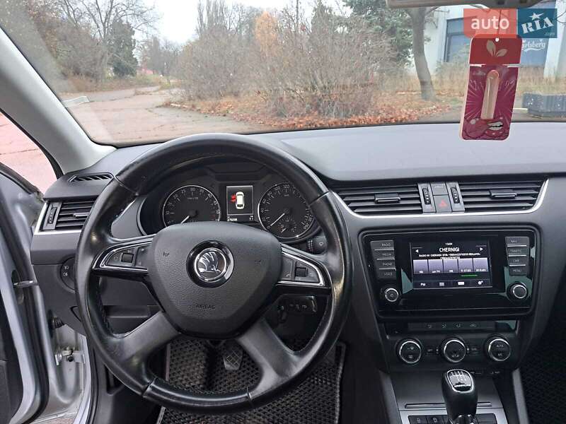 Универсал Skoda Octavia 2015 в Чернигове