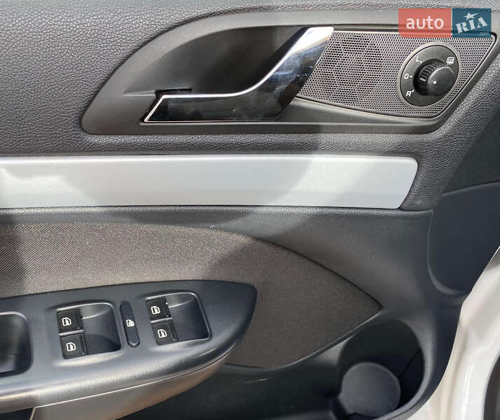 Універсал Skoda Octavia 2012 в Рівному