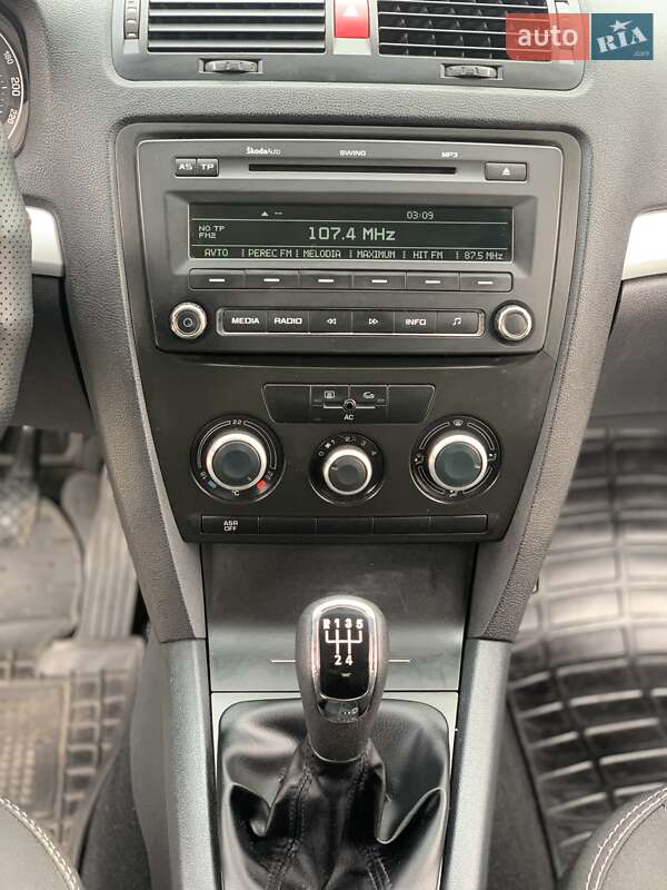 Лифтбек Skoda Octavia 2006 в Киеве фото 20 Лифтбек Skoda Octavia 2006 в Киеве