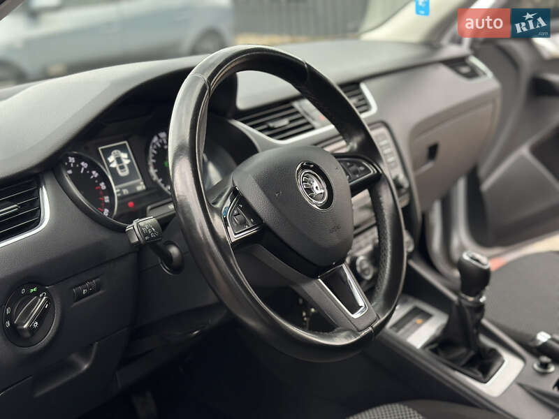 Ліфтбек Skoda Octavia 2015 в Береговому фото 16 Ліфтбек Skoda Octavia 2015 в Береговому