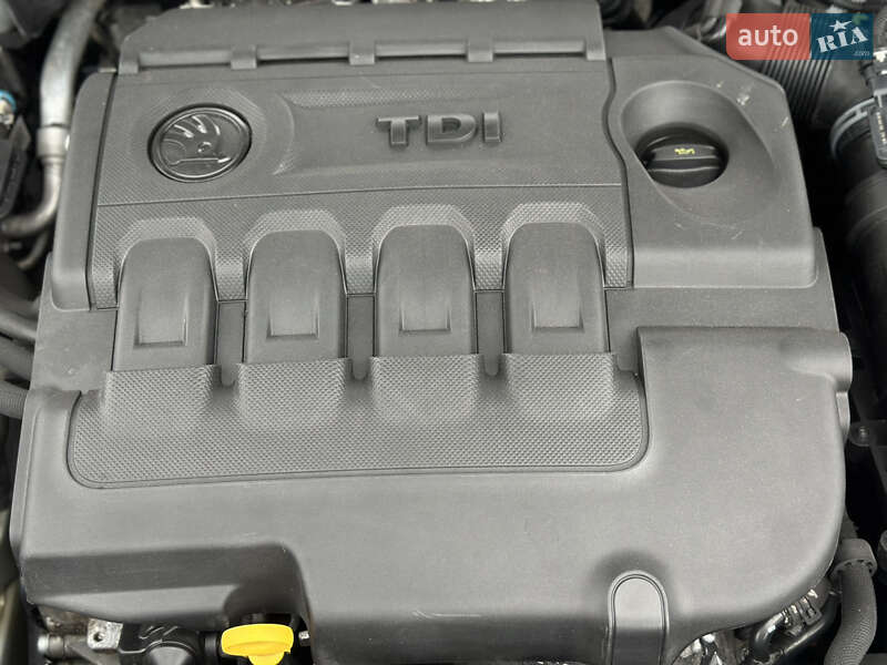 Ліфтбек Skoda Octavia 2015 в Береговому фото 24 Ліфтбек Skoda Octavia 2015 в Береговому