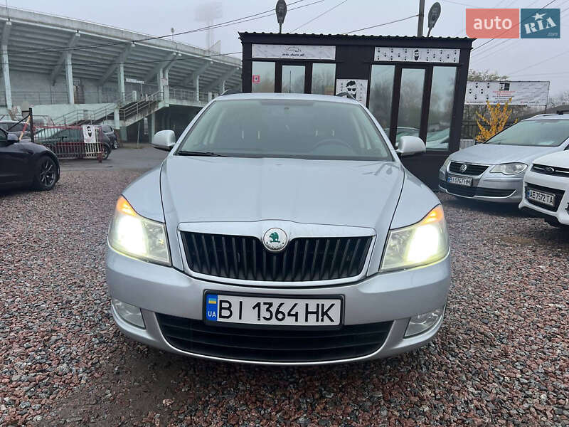 Универсал Skoda Octavia 2010 в Полтаве