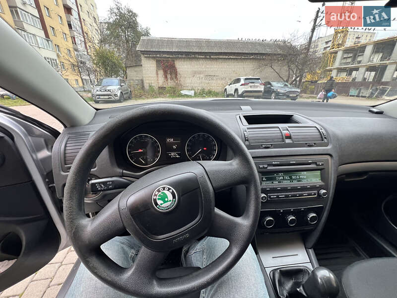 Лифтбек Skoda Octavia 2011 в Ивано-Франковске фото 9 Лифтбек Skoda Octavia 2011 в Ивано-Франковске