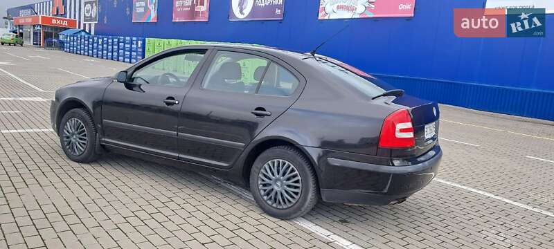 Лифтбек Skoda Octavia 2007 в Нововолынске