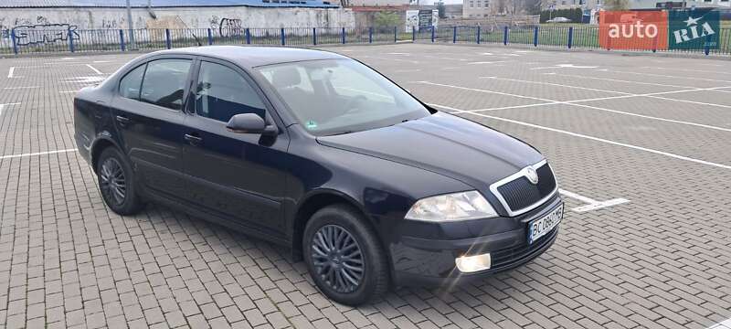 Лифтбек Skoda Octavia 2007 в Нововолынске