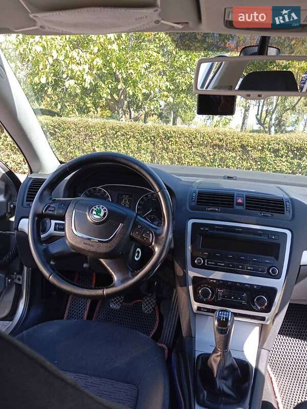 Универсал Skoda Octavia 2011 в Николаеве фото 24 Универсал Skoda Octavia 2011 в Николаеве