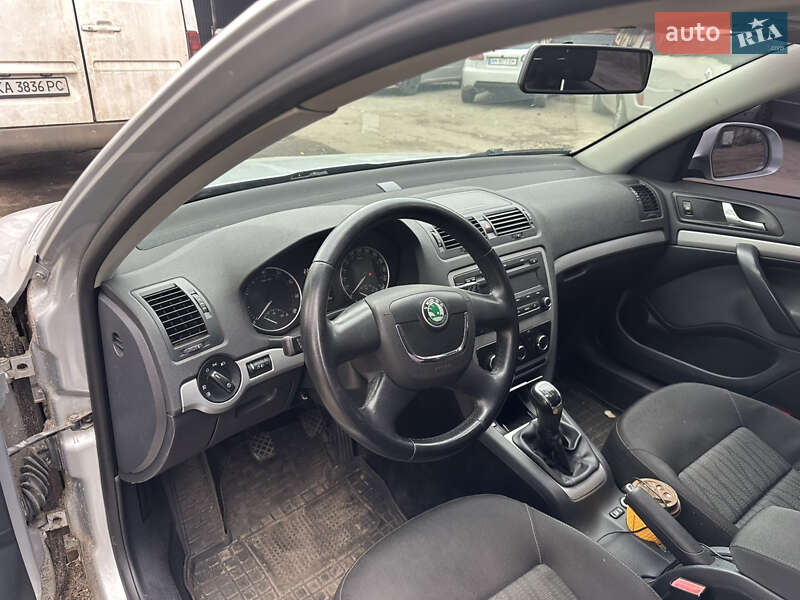 Лифтбек Skoda Octavia 2011 в Киеве фото 6 Лифтбек Skoda Octavia 2011 в Киеве