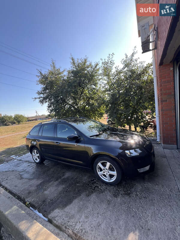 Универсал Skoda Octavia 2014 в Чернигове