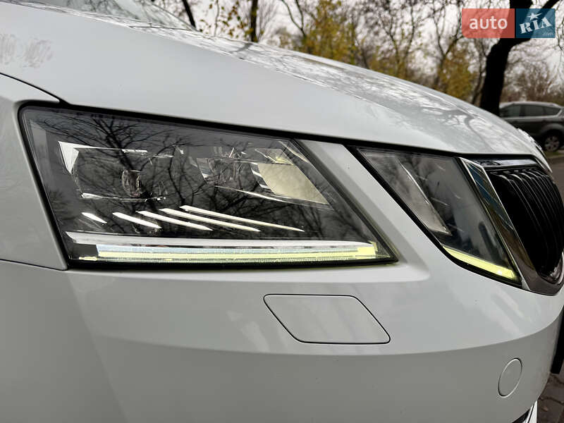 Универсал Skoda Octavia 2019 в Киеве