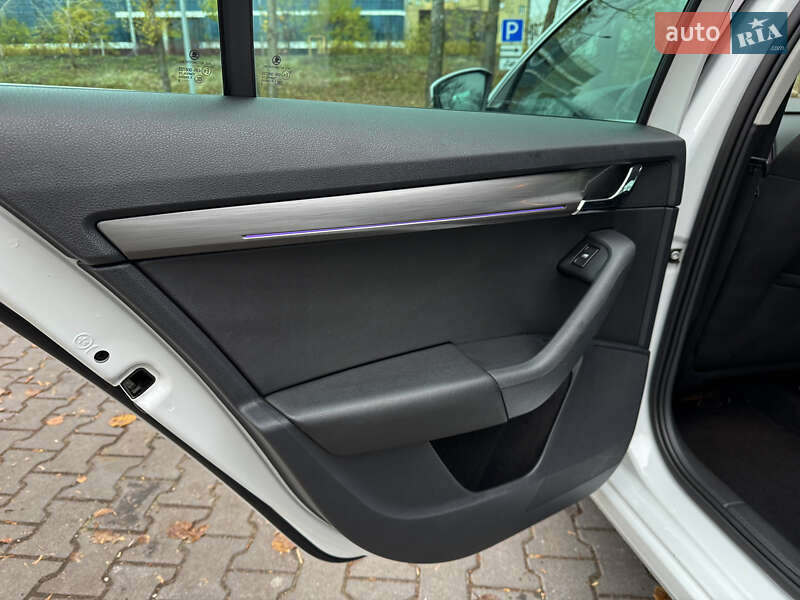 Универсал Skoda Octavia 2019 в Киеве