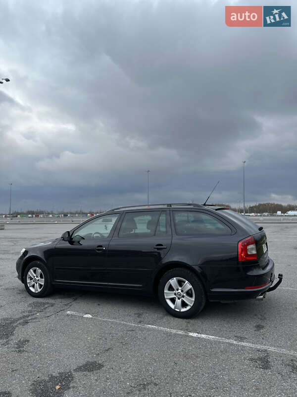 Универсал Skoda Octavia 2009 в Львове