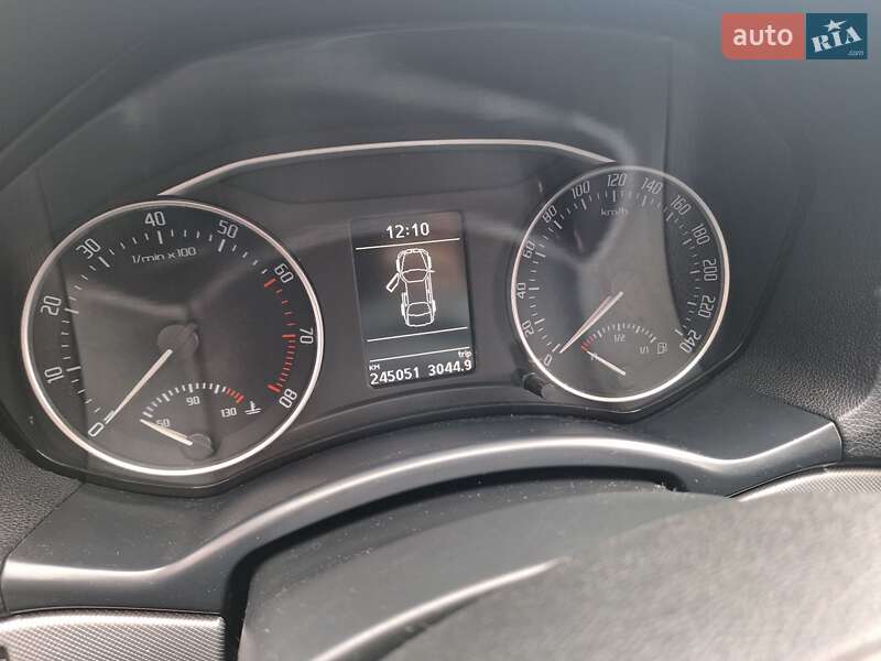 Универсал Skoda Octavia 2009 в Гадяче