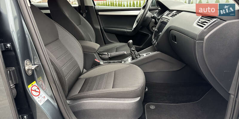 Универсал Skoda Octavia 2019 в Луцке фото 22 Универсал Skoda Octavia 2019 в Луцке