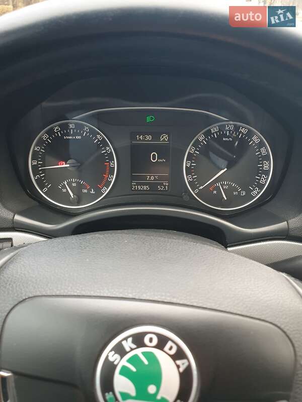 Универсал Skoda Octavia 2011 в Луцке